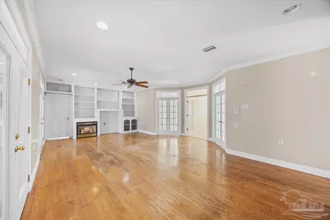 Living - 616 Meander Ln, Cantonment, FL 32533 photo 2 of 9