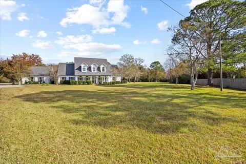 Exterior - 616 Meander Ln, Cantonment, FL 32533 photo 4 of 14