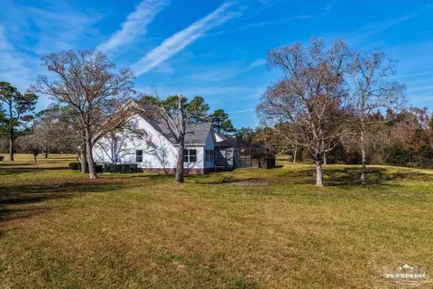 Exterior - 616 Meander Ln, Cantonment, FL 32533 photo 9 of 14