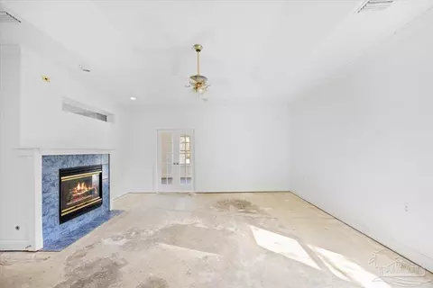 Living - 616 Meander Ln, Cantonment, FL 32533 photo 9 of 9