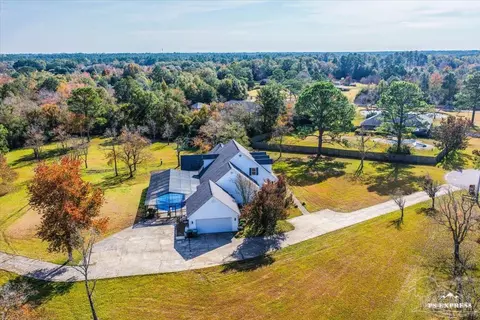 View/Area - 616 Meander Ln, Cantonment, FL 32533 photo 3 of 8