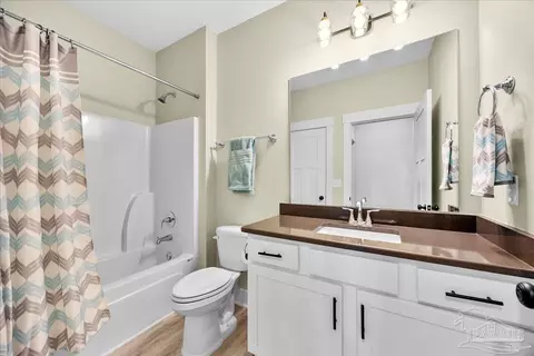 Bath - 6094 Cherry Hill Cir, Pace, FL 32571 photo 1 of 8