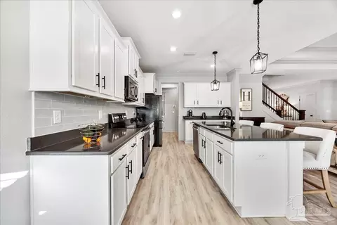 Kitchen - 6094 Cherry Hill Cir, Pace, FL 32571 photo 3 of 7