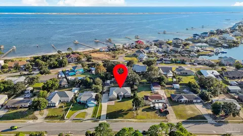 11713 Gulf Beach Hwy, Pensacola, FL 32507