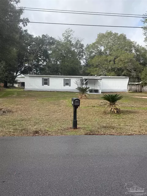 5227 Chestnut Ave, Pace, FL 32571 photo 4