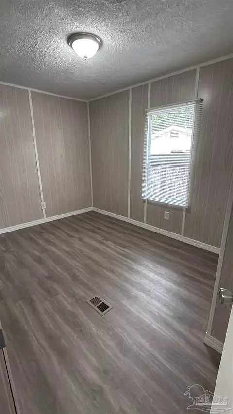 5227 Chestnut Ave, Pace, FL 32571 photo 6