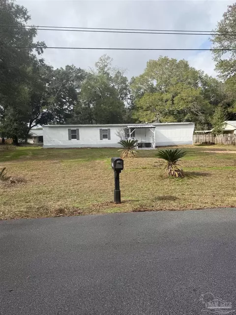 5227 Chestnut Ave, Pace, FL 32571 photo 2