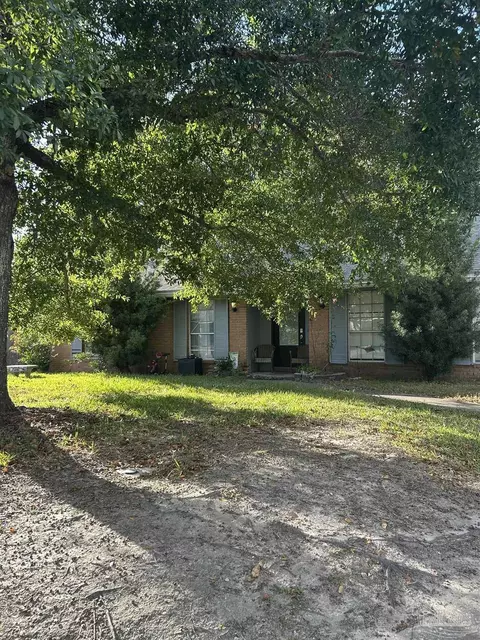 1080 Farmington, Pensacola, FL 32504