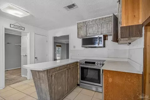 10210 S Pineville Rd, Mcdavid, FL 32568 photo 38