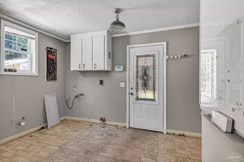 10210 S Pineville Rd, Mcdavid, FL 32568 photo 46