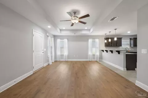3912 Throne Ct, Milton, FL 32583 photo 5