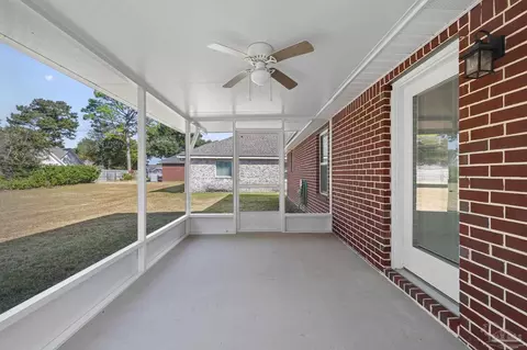 3912 Throne Ct, Milton, FL 32583 photo 6