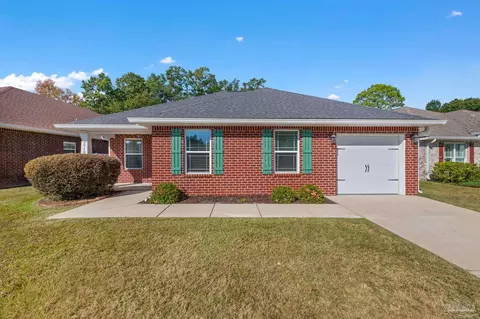 3912 Throne Ct, Milton, FL 32583