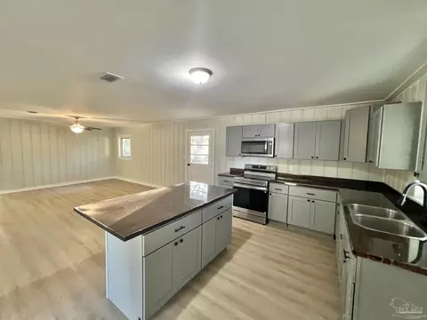 847 Sidney E Manning Blvd, Flomaton, AL 36441 photo 2