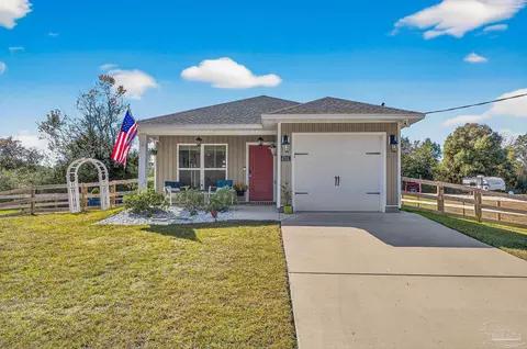 4781 Christopher Ln, Milton, FL 32583 photo 1