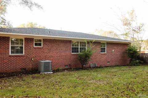 Exterior - 806 Watson Ave, Cantonment, FL 32533 photo 4 of 5