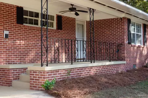 Exterior - 806 Watson Ave, Cantonment, FL 32533 photo 3 of 5