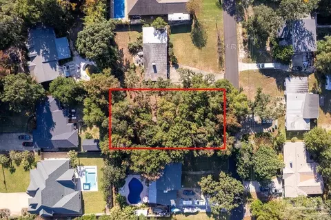 333 Valancia St, Gulf Breeze, FL 32561