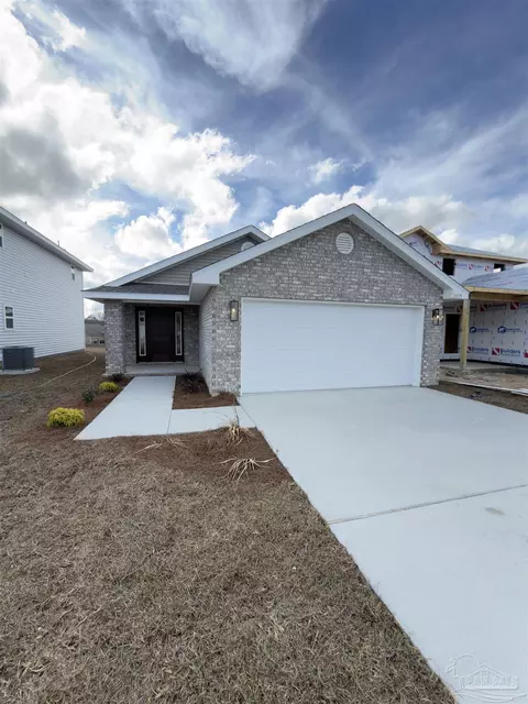 3335 Bliss Ln #10E, Cantonment, FL 32533