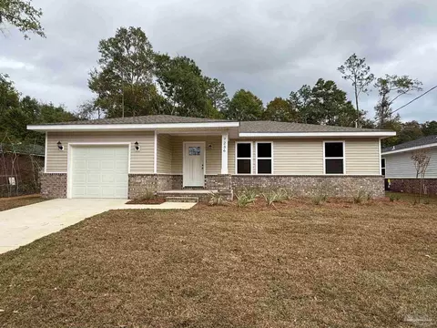 7236 Par Ln, Milton, FL 32570