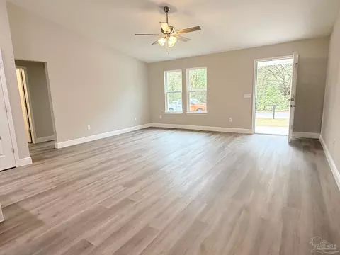 7236 Par Ln, Milton, FL 32570 photo 4