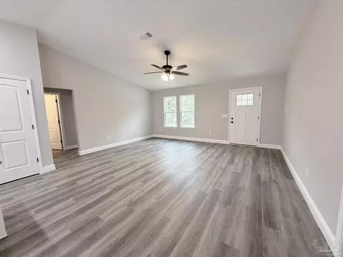 7234 Par Ln, Milton, FL 32570 photo 4