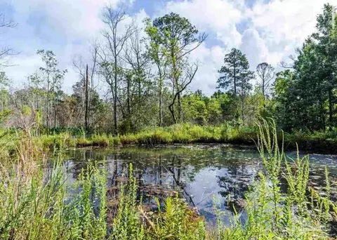 7140 N Blue Angel Pkwy, Pensacola, FL 32526