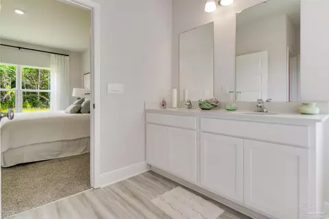 Bath - 4627 Eider Rd, Pace, FL 32571 photo 4 of 4