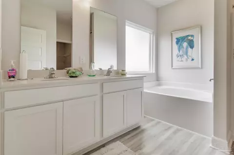 Bath - 4627 Eider Rd, Pace, FL 32571 photo 2 of 4