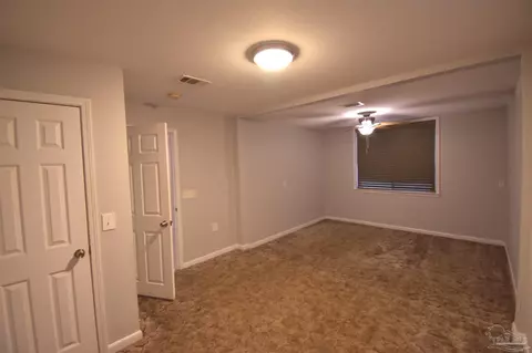 Bedroom - 7195 Heath Rd, Milton, FL 32570 photo 2 of 3
