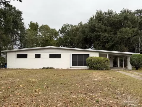 704 Woodland Dr, Pensacola, FL 32503