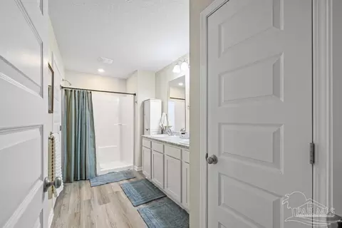 Entry Way - 5455 Peach Dr, Pace, FL 32571 photo 8 of 8