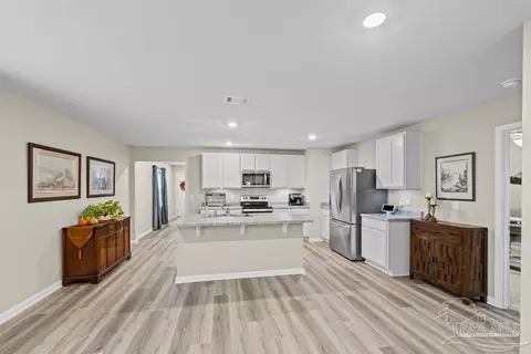 Entry Way - 5455 Peach Dr, Pace, FL 32571 photo 5 of 8
