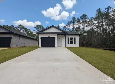 2936 N 14th Ave, Milton, FL 32583