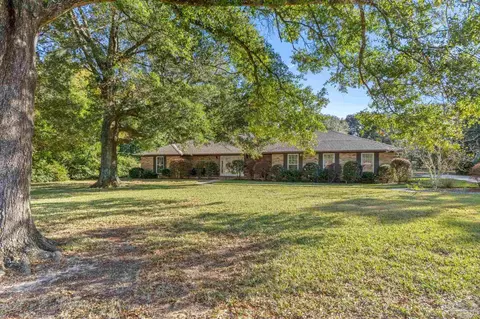 2725 Jarada Dr, Pensacola, FL 32526