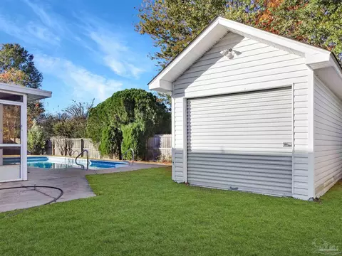 Exterior - 5748 Dove Dr, Pace, FL 32571 photo 13 of 16