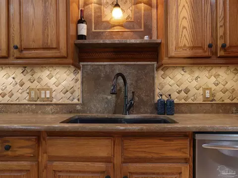 Kitchen - 5748 Dove Dr, Pace, FL 32571 photo 6 of 9