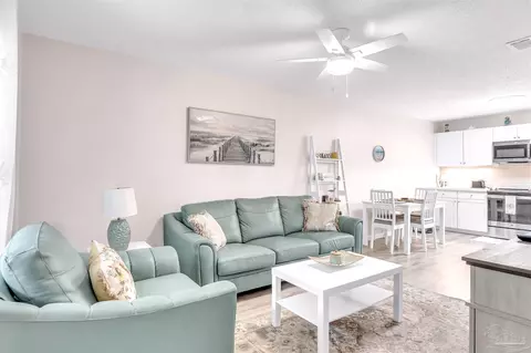 3202 Redwood Ln #212, Gulf Breeze, FL 32563