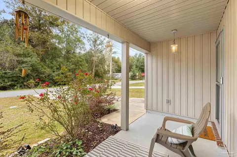 Exterior - 3963 Edgefield St, Pace, FL 32571 photo 2 of 5