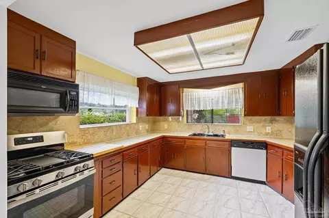 Kitchen - 3811 Wilkes St, Pace, FL 32571 photo 1 of 5
