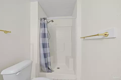 Bath - 3811 Wilkes St, Pace, FL 32571 photo 2 of 3