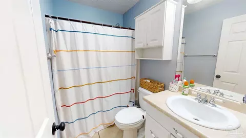 Bath - 2511 Argle Rd, Cantonment, FL 32533 photo 3 of 3