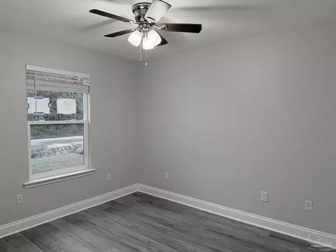 Bedroom - 3013 N 36th Ave, Milton, FL 32583 photo 1 of 3