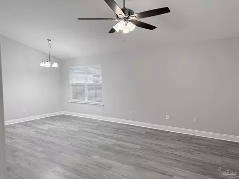 Living - 3013 N 36th Ave, Milton, FL 32583 photo 3 of 3