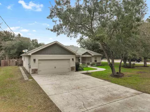 8072 San Pedro Plz, Navarre, FL 32566