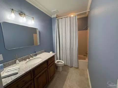 Bath - 3554 Haley Way, Pace, FL 32571 photo 4 of 5
