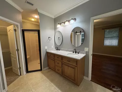 Bath - 3554 Haley Way, Pace, FL 32571 photo 3 of 5
