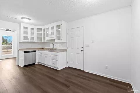 1250 Cox Rd, Mcdavid, FL 32568 photo 16
