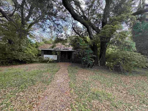 6305 W Jackson St, Pensacola, FL 32506