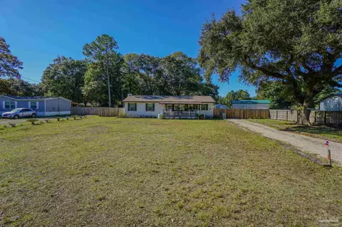 4349 Lindsey Ln, Pace, FL 32571 photo 2